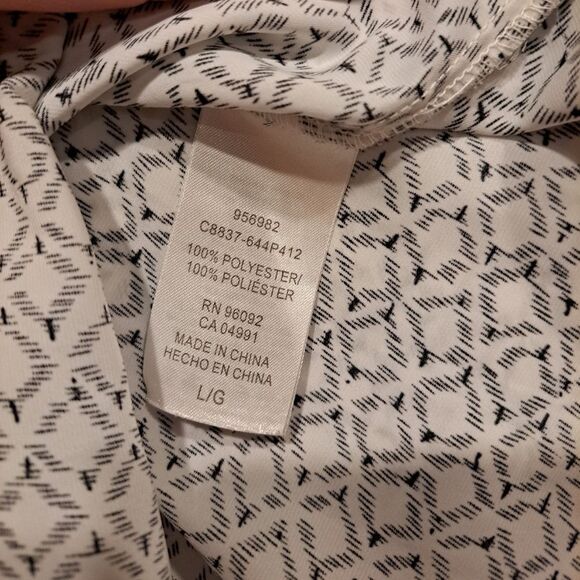 Hilary Radley v neck cap sleeve blouse white with black geometric design size L - Picture 2 of 6